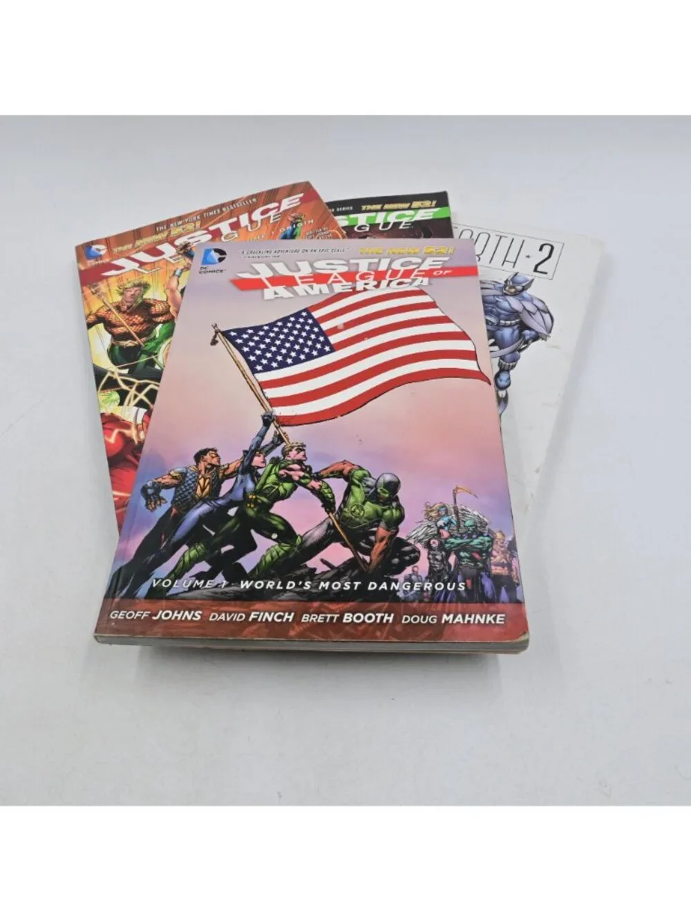 DC Comics New 52 Justice League Of America Graphic Novel Lot of 4 Volumes
